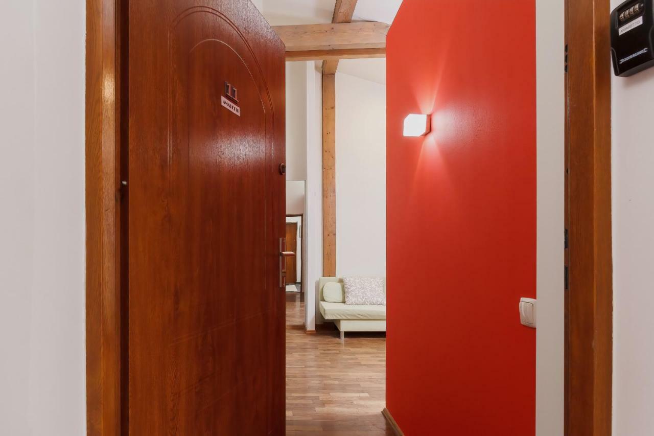 Apartment Amaretto Dluga 60 By Noclegi Renters Krasków Exterior foto